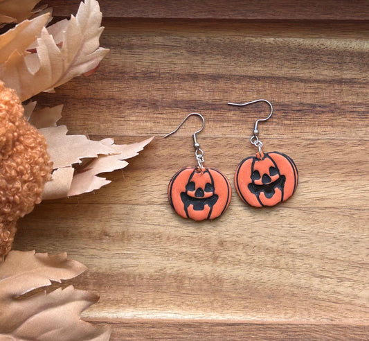 Jack-O-Lantern Dangle